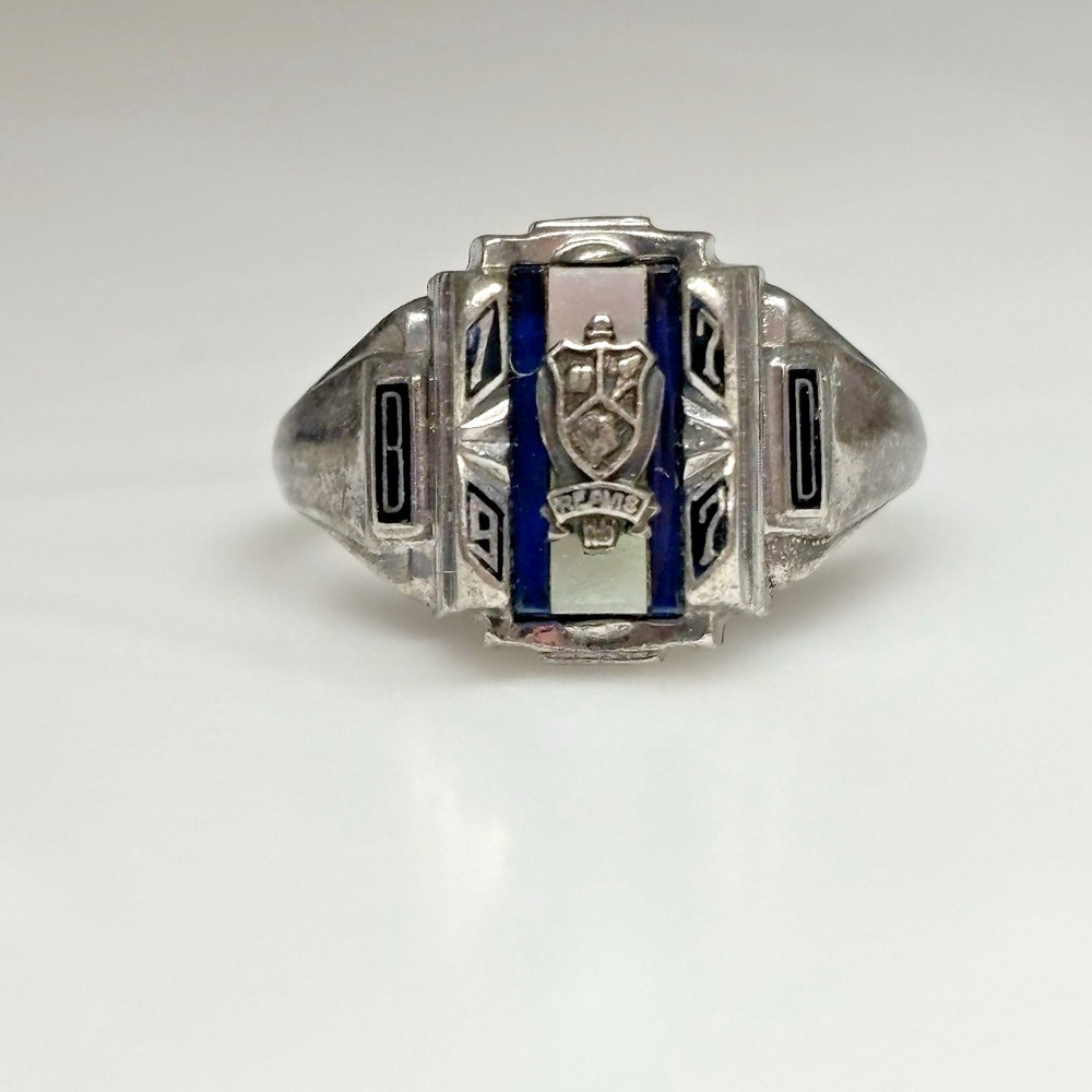1977 Jostens Class Ring Sterling Silver Blue and Ivory Stones Size 5.5 Vintage